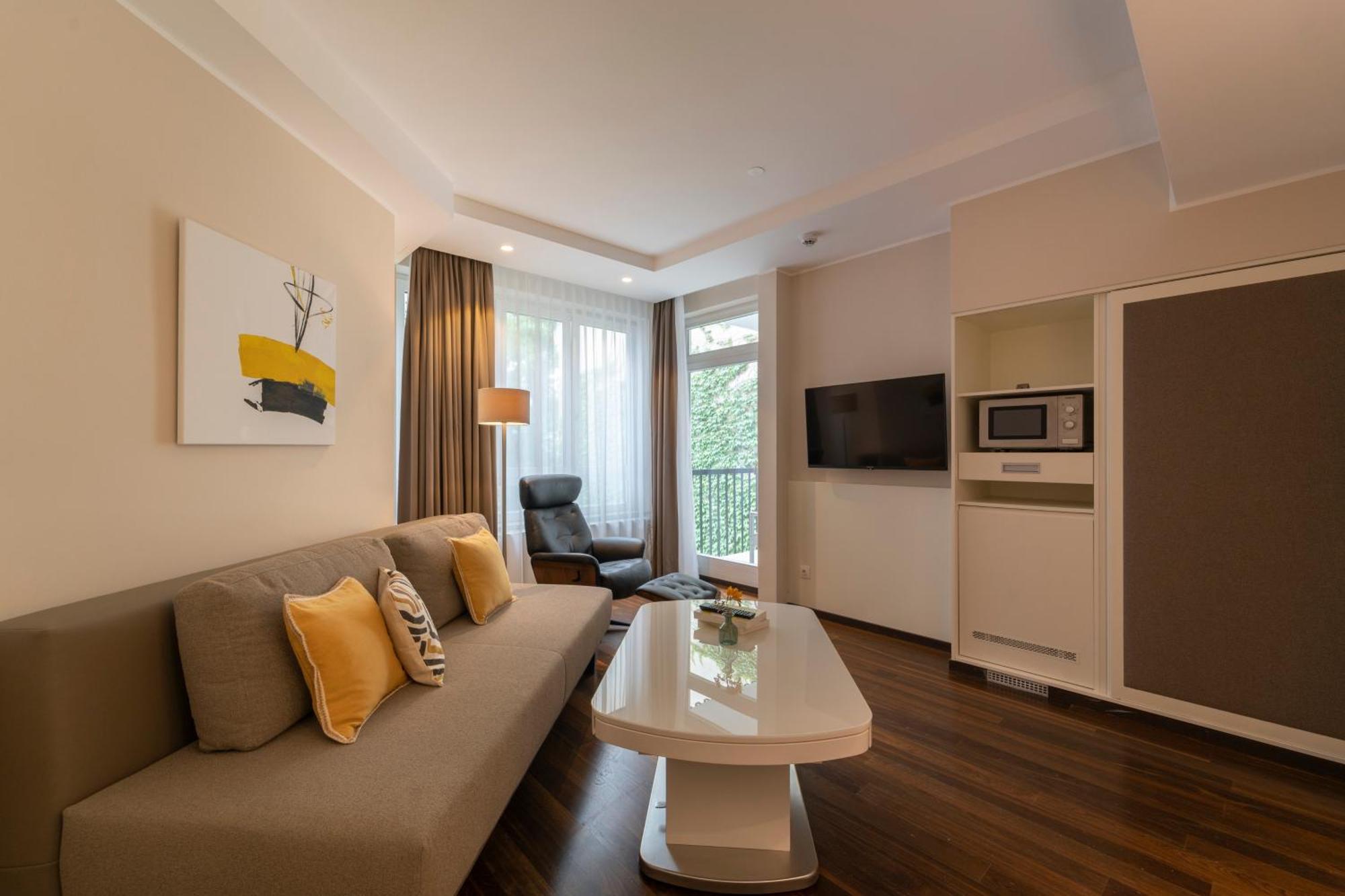 Apartment Pakat Residences Vienna