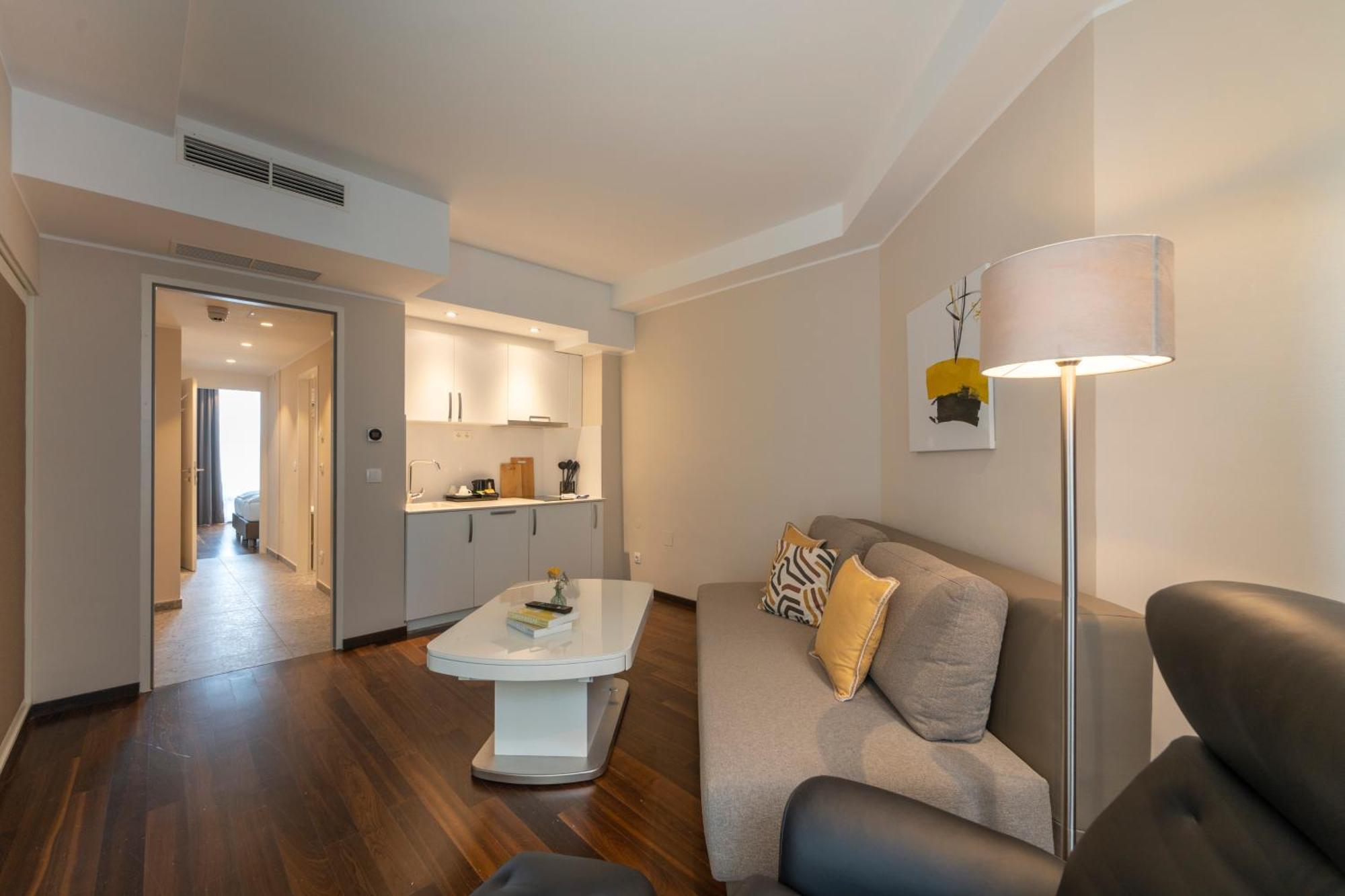 Pakat Residences Apartment *